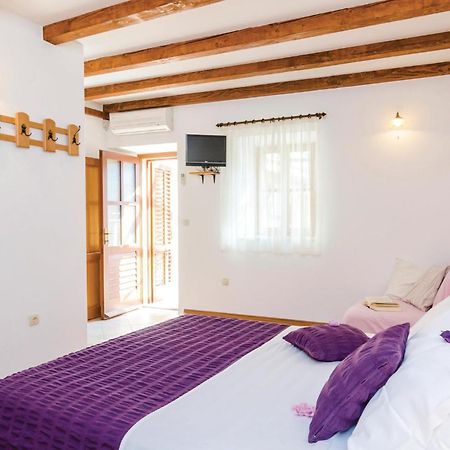 Cozy Home In Slano With Wifi Bagian luar foto