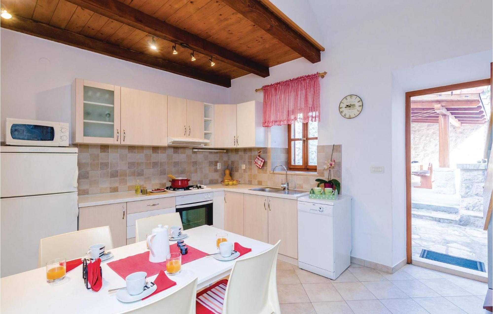 Cozy Home In Slano With Wifi Bagian luar foto