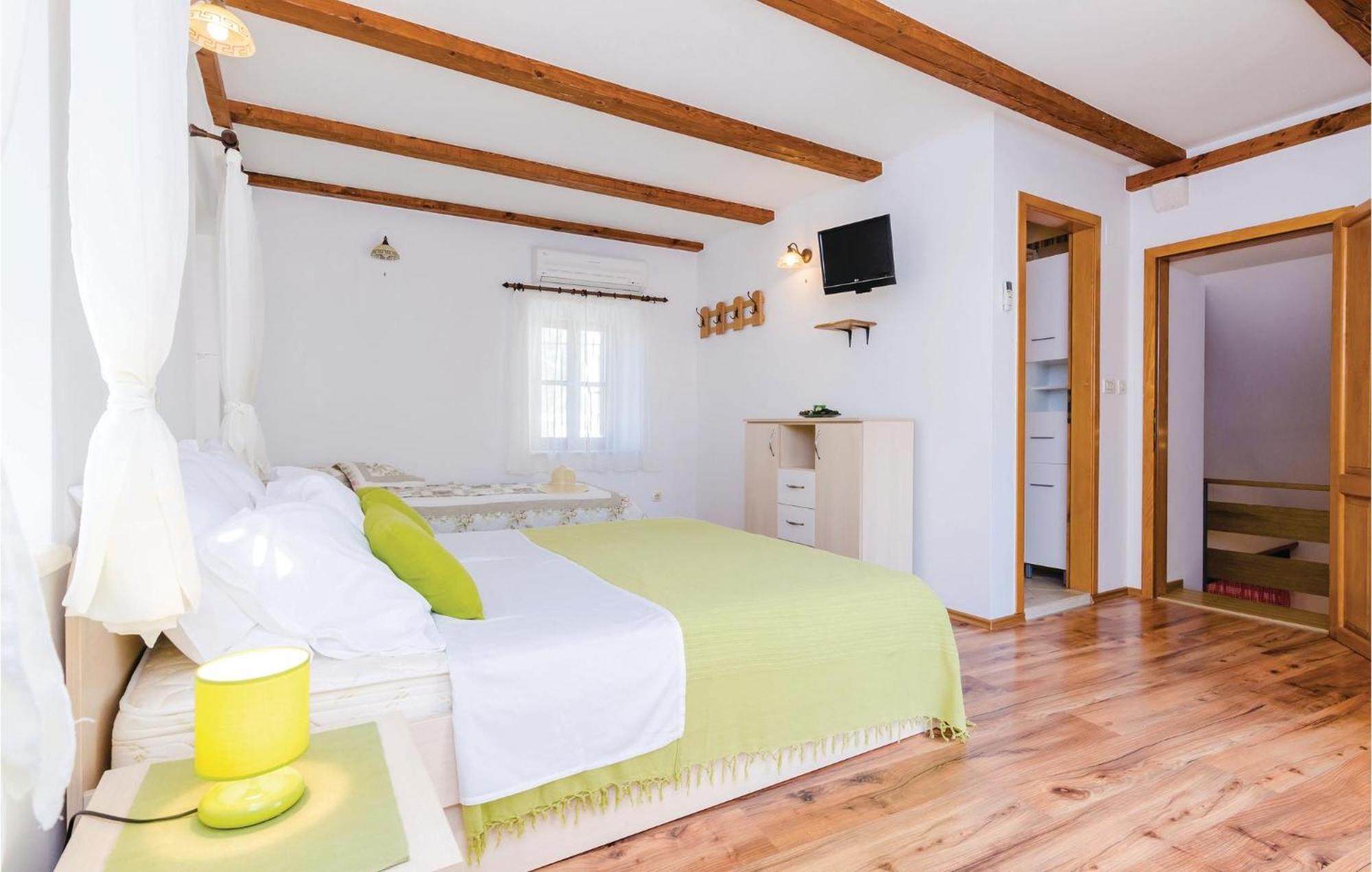Cozy Home In Slano With Wifi Bagian luar foto